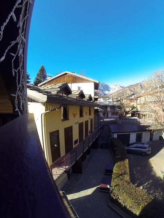 Residence Les Lacs Bardonecchia Eksteriør billede